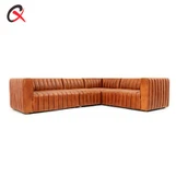 組み合わせ自由な布張りセクショナルソファ